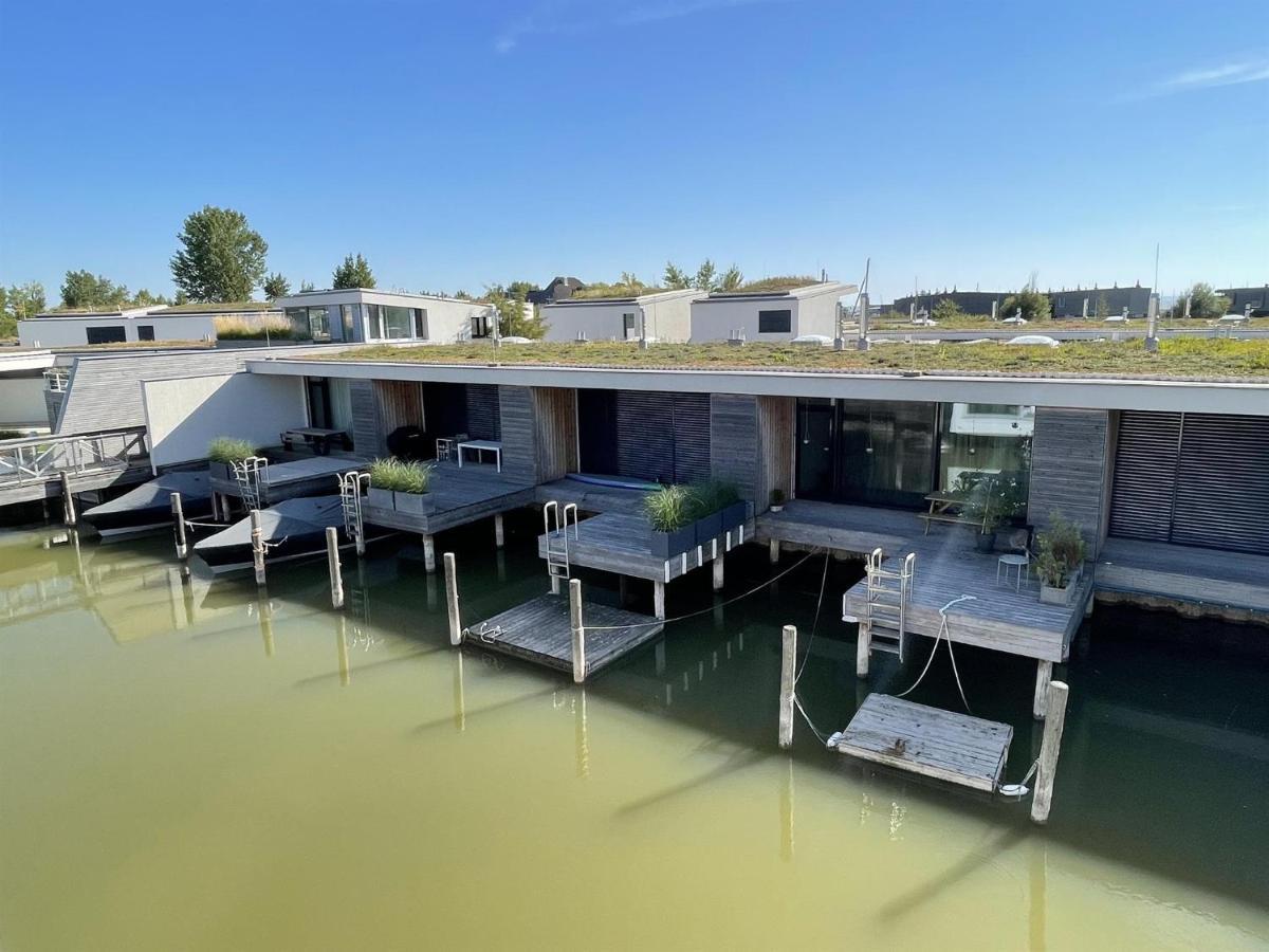 Ferienhaus Am See Neusiedl Neusiedl am See Exterior photo