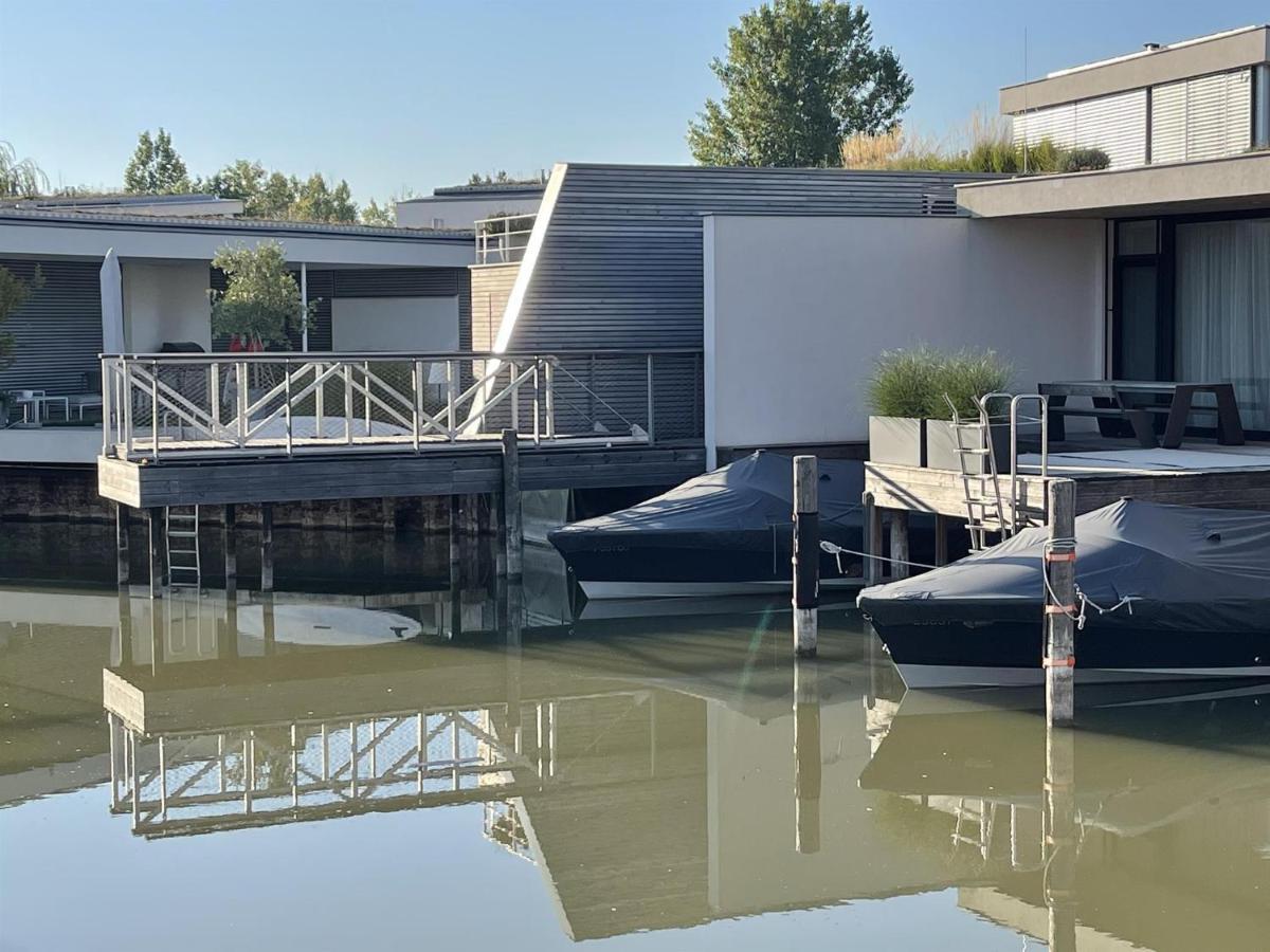 Ferienhaus Am See Neusiedl Neusiedl am See Exterior photo